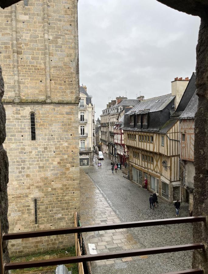 Appartement HENRI& HENRIETTE le studiolo d'HENRI à Vannes Extérieur photo