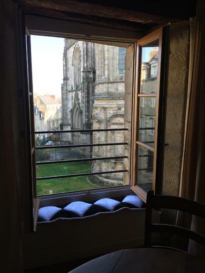 Appartement HENRI& HENRIETTE le studiolo d'HENRI à Vannes Extérieur photo